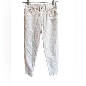 Vintage Levi’s 550 Tapered Leg Slim Fit White Denim Cotton